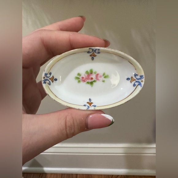 Other - Hand painted butter pats